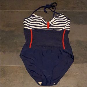 One piece bathing suit